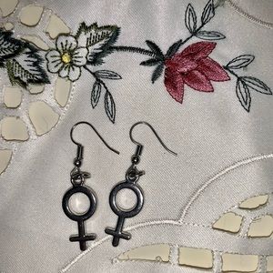 Venus symbol earrings, silver
